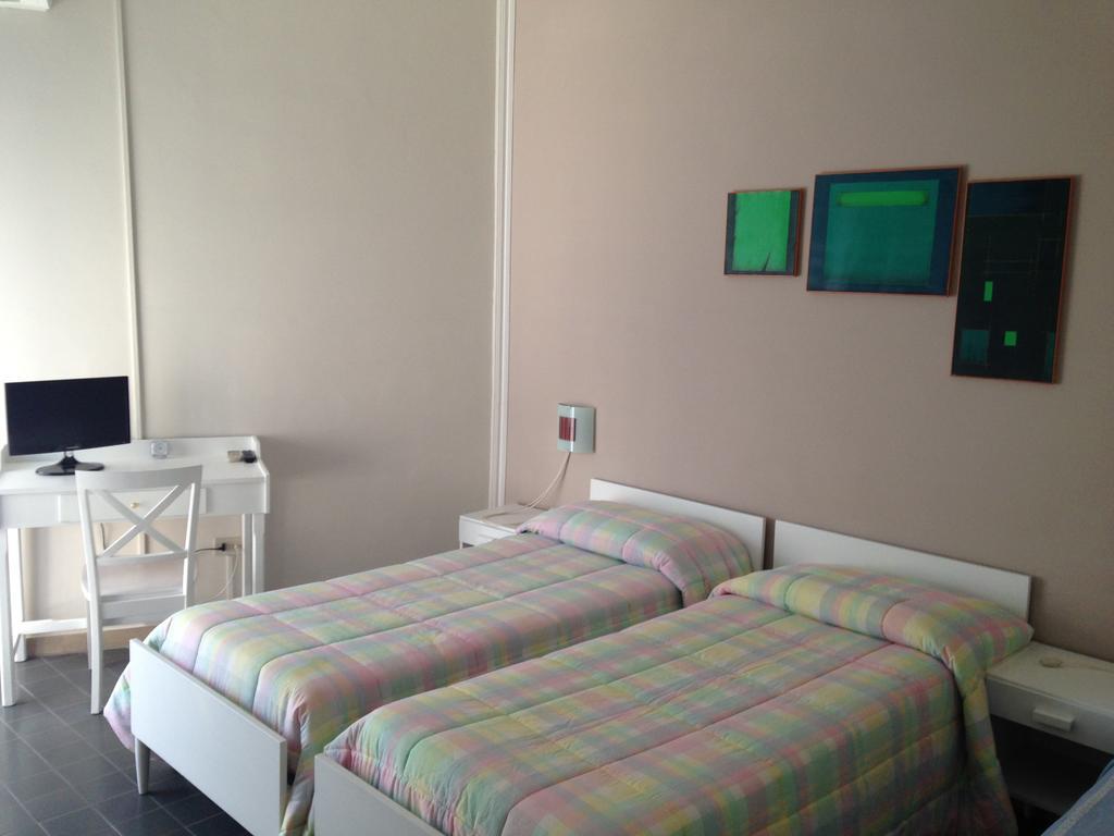 Hotel Anna Terracina Cameră foto